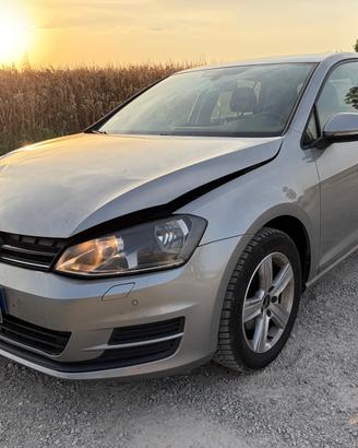 Volkswagen Golf Business 1.6 TDI 5p. Highline Blue