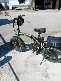 bicicletta elettrica pieghevole 