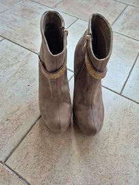 scarpe eleganti con tacco numero 39