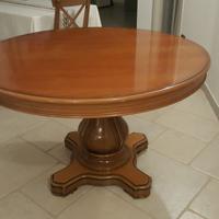Tavolo rotondo in legno allungabile