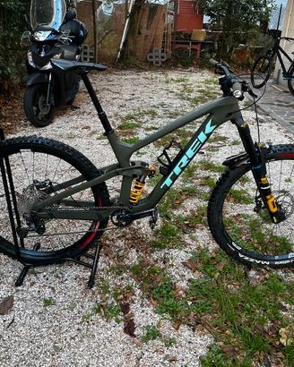 trek slash 9.7 custom enduro taglia L