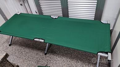 Letto da campeggio + materasso autogonfiabile 