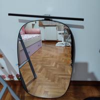 Specchio ovale con luce nuovo 