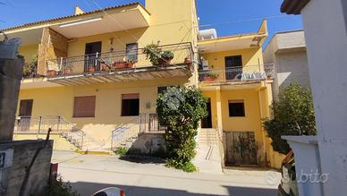 4 LOCALI A PALERMO