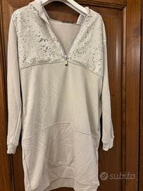 Felpa lunga con paillettes,garzata con cappuccio