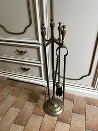 Set attrezzi per caminetto