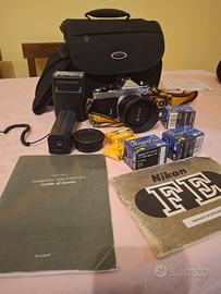 Macchina fotografica Nikon FE