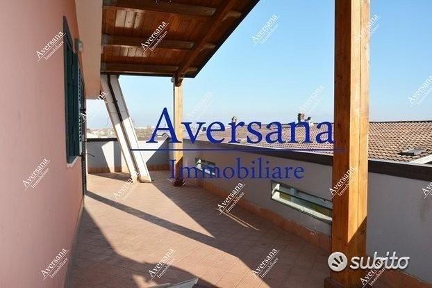 Appartamento mansardato con terrazzo