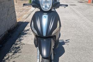 Beverly 300 Police