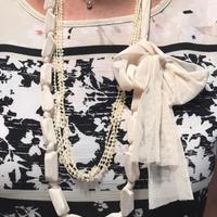 Collana doppia con pietre rivestite in tulle beige