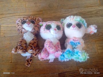 Tre pupazzi animali da collezione 