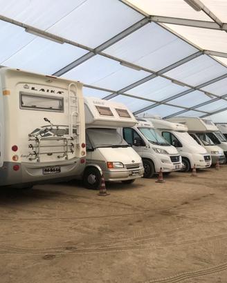 Posto Camper coperto per Roulotte e Caravan