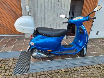 Vespa Piaggio 125