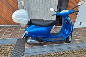 Vespa Piaggio 125