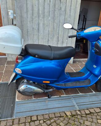 Vespa Piaggio 125
