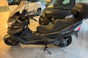 Suzuki Burgman 400 ABS Scooter Trattabile
