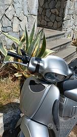 aprilia scarabeo