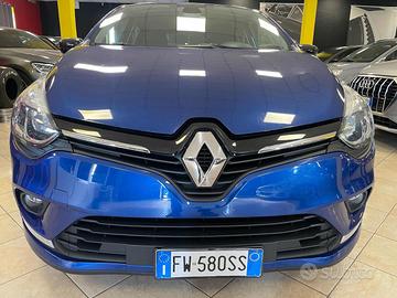RENAULT Clio dCi 8V 75 CV 5 porte Moschino *OK G