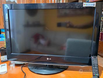 TV LG 40" 32LD428