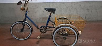 bicicletta a tre ruote 