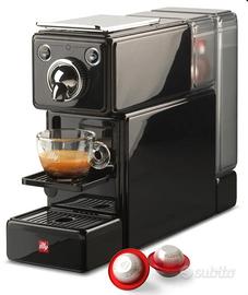 Macchina da caffè Illy X3 - NUOVA