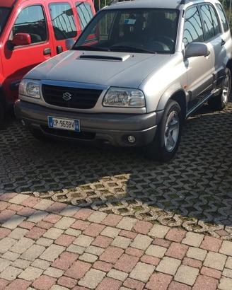 Suzuki grand vitara 2004