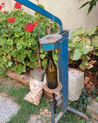 Tappa bottiglie manuale