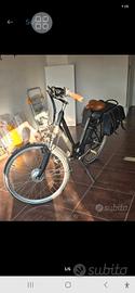 bicicletta elettrica Benelli luxury