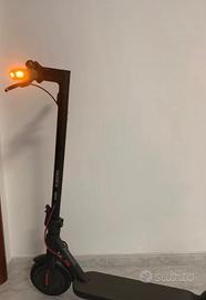 Monopattino elettrico XIAOMI