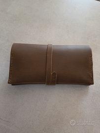 Porta Tabacco in Cuoio – Artigianale, Elegante