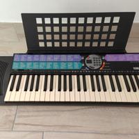 PIANOLA MARCA YAMAHA PSR-73