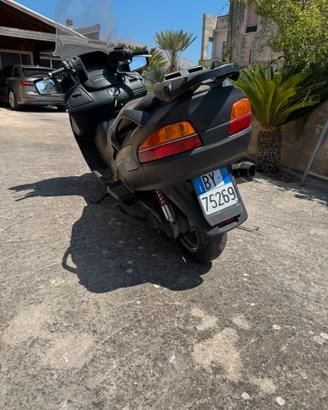 suzuki burgman 650