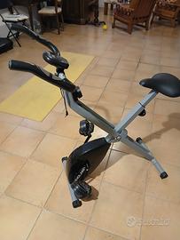 Cyclette pieghevole