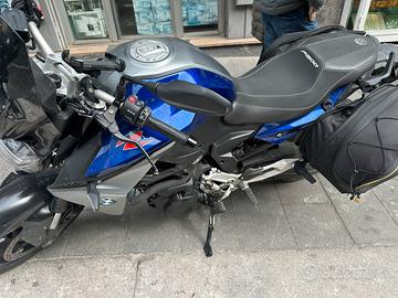 bmw F 900 R anno 2020