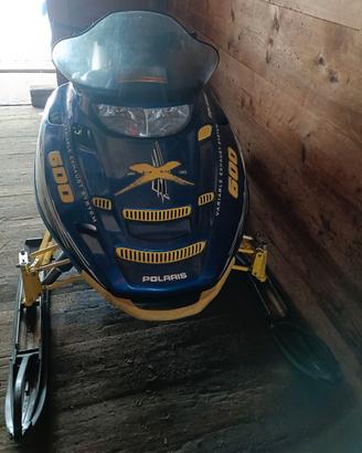 motoslitta Polaris 600 EDGE