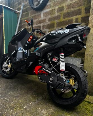 Yamaha aerox r