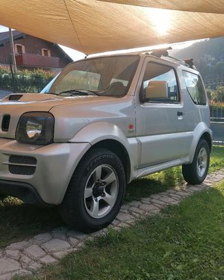 Suzuki Jimny 2008, 1.5 DDIS