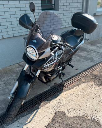Honda transalp 700
