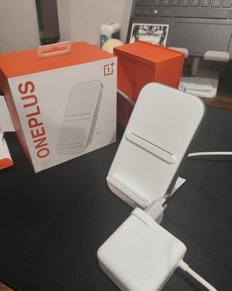 caricatore rapido wireless Oneplus a 30w 