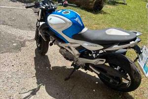 Suzuki SFV Gladius 650 - 2009