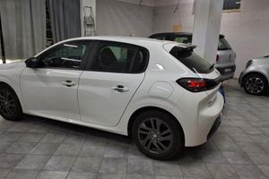 Peugeto 208 PureTech Active Pack
