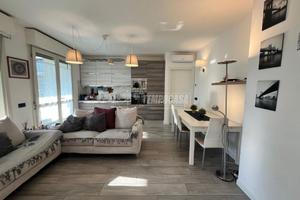 LUMINOSO BILOCALE CON TERRAZZO