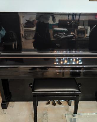 Pianoforte a muro Yamaha 