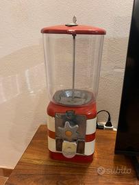 Distributore chewing-gum