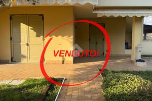 3 LOCALI A RONCADELLE