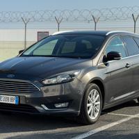 FORD FOCUS BENZINA ECOBOOST 125CV TITANIUM GARANZI