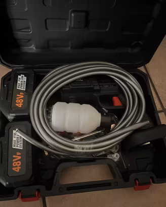 idropulitrice a batteria con doppia batteria 