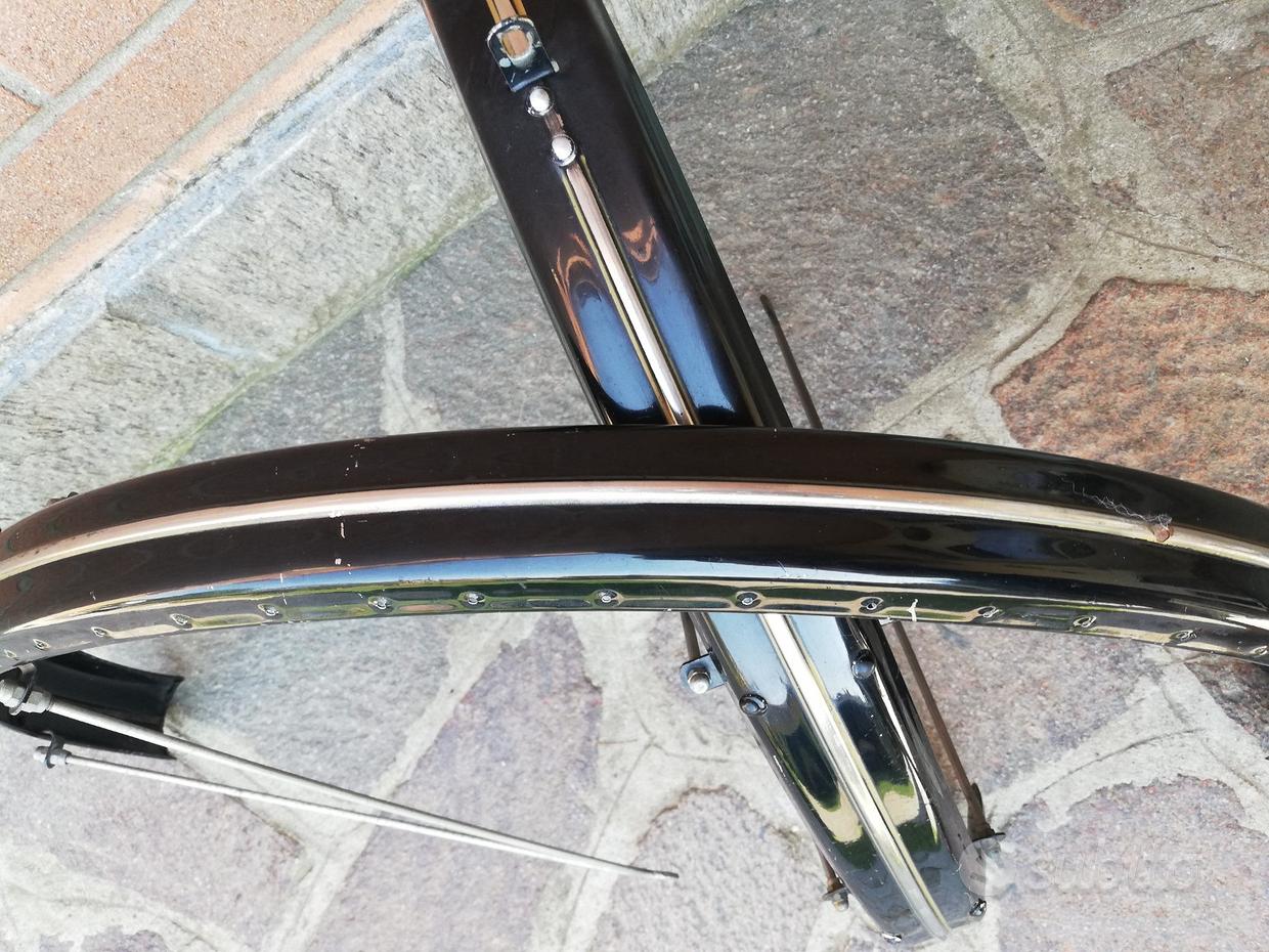 Coppia Parafanghi In Acciaio Per Bici Città Tipo Olandese – Nero, Misura 26″
