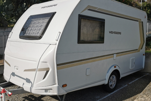 Roulotte Caravan Weinsberg 400LK con 4 posti letto