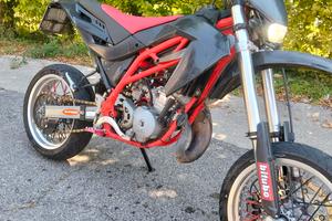 Aprilia Motard 125 2t